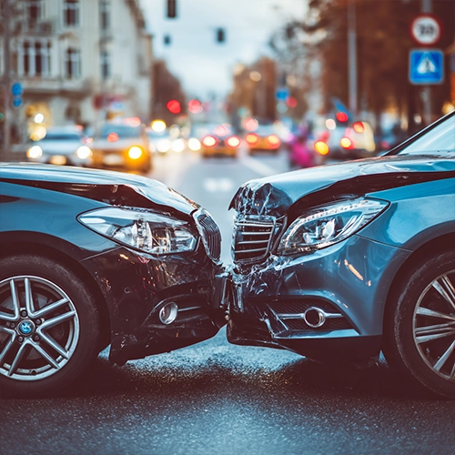 KFZ-Gutachter in Lemwerder - Autounfall auf einer Kreuzung