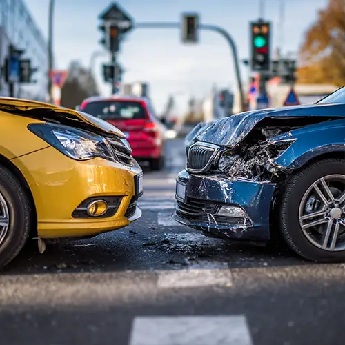 KFZ-Gutachter in Walldorf - Autounfall auf einer Kreuzung